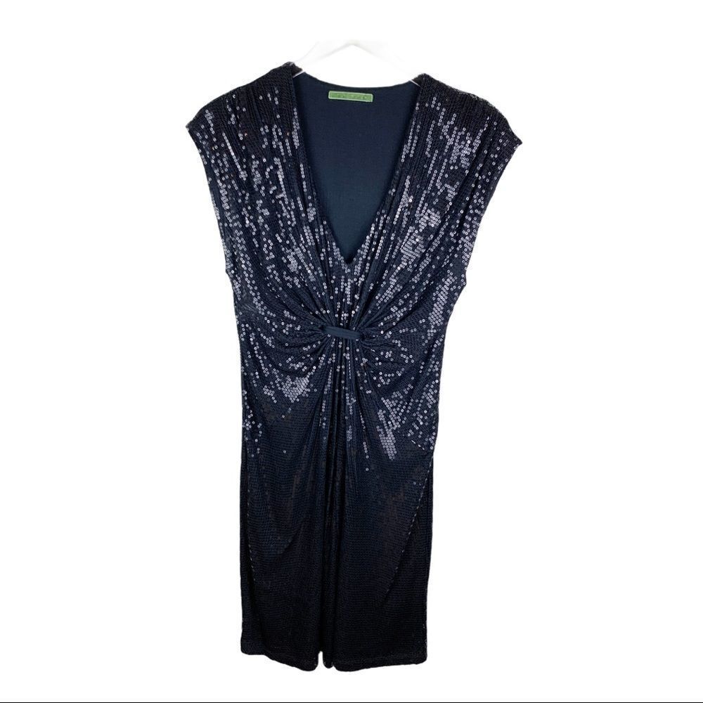 VELVET Black Sequined Cap Sleeve V-Neck Cocktail Dress M‎